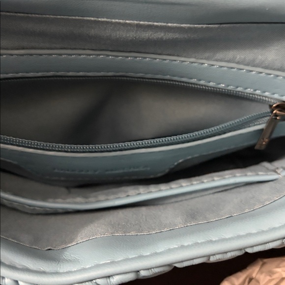 Badgley Mischka. Blue Quilted Crossbody Bag - Picture 4 of 13